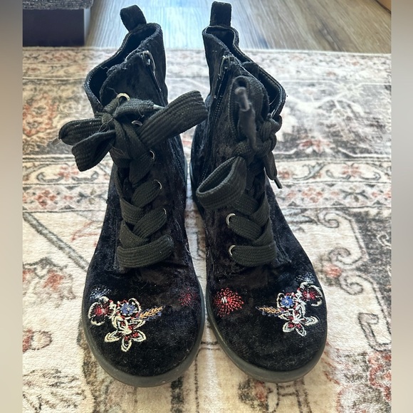 Dolce Vita Size 3 Girls Boots - Picture 2 of 3